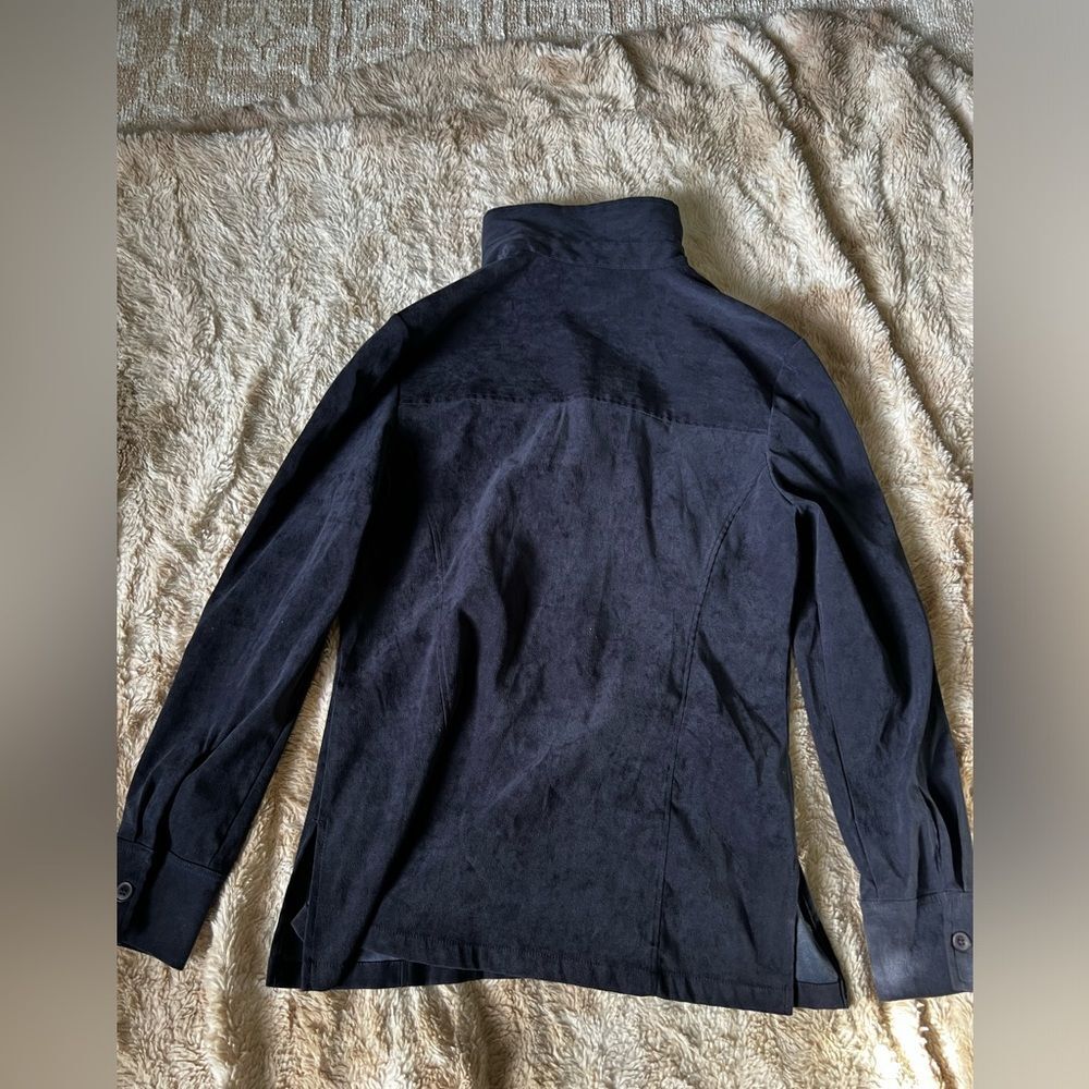 Express Button Up Blouse - Picture 7 of 12